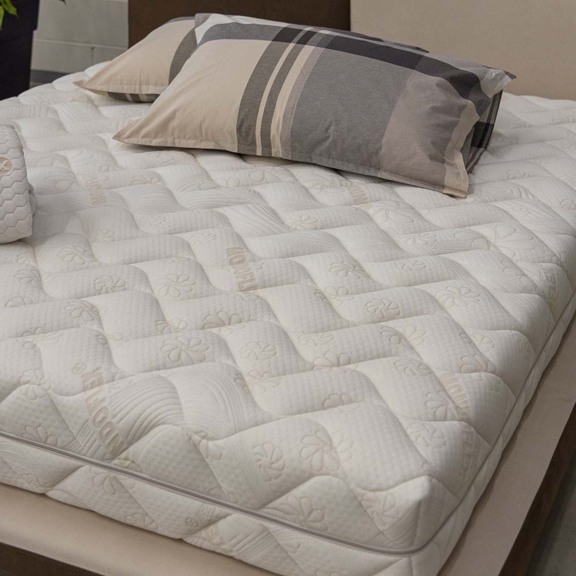 Materasso Foscolo in Waterfoam di Mondoflex